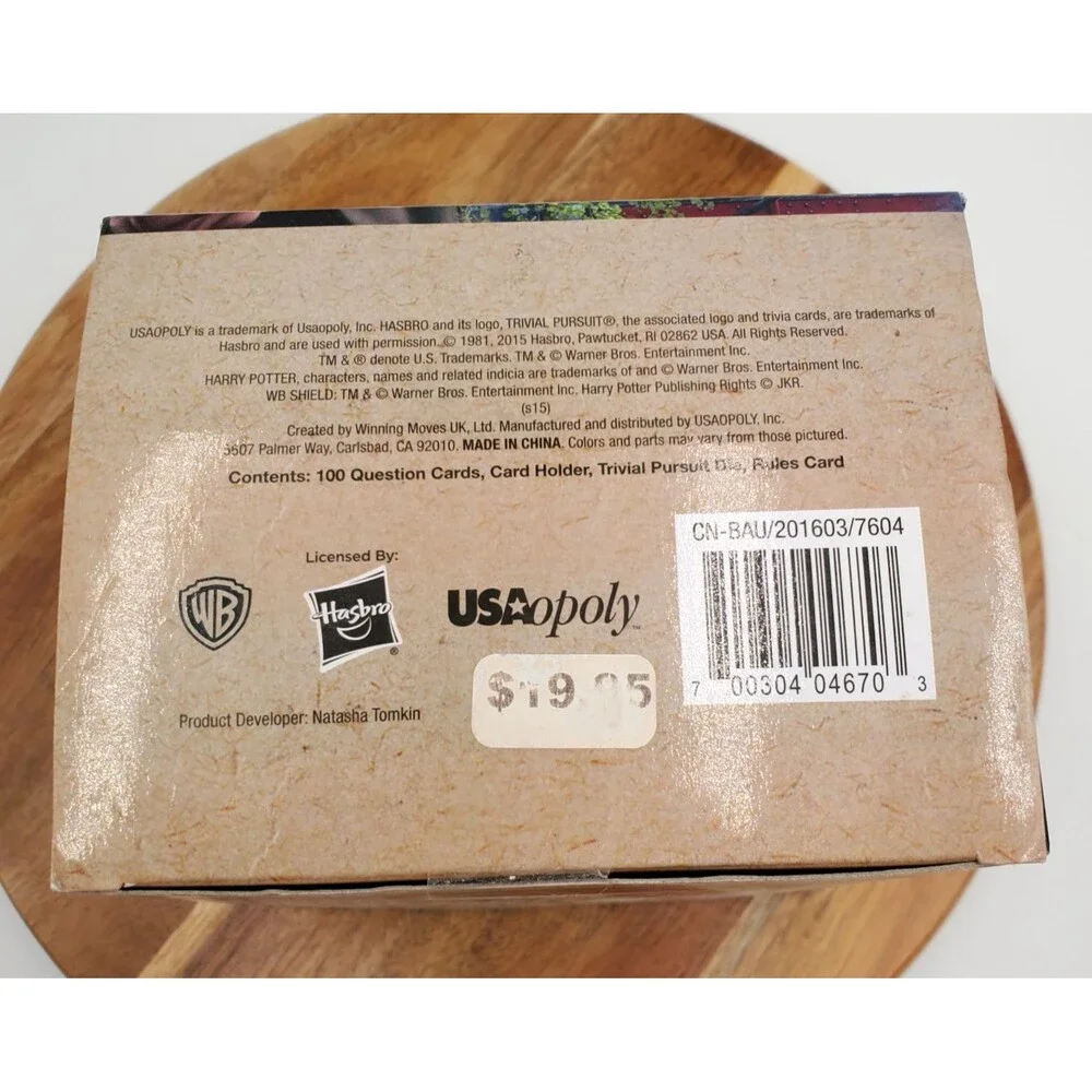 Hasbro Trivial Pursuit World of Harry Potter, Travel Game Compact 600 Questions